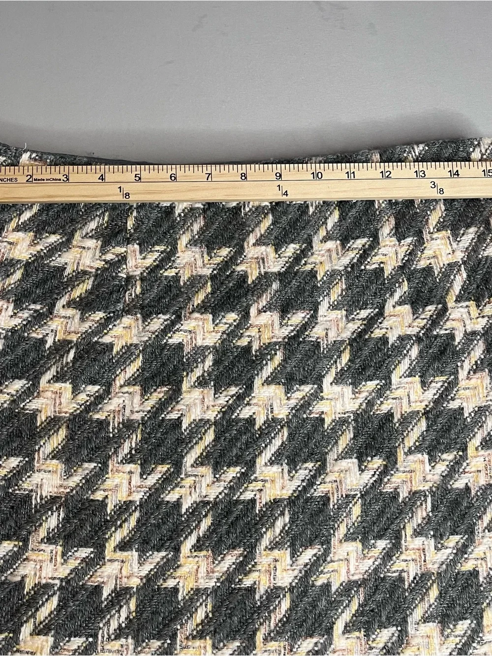 Jaclyn Smith Black and Cream Houndstooth Pencil Skirt